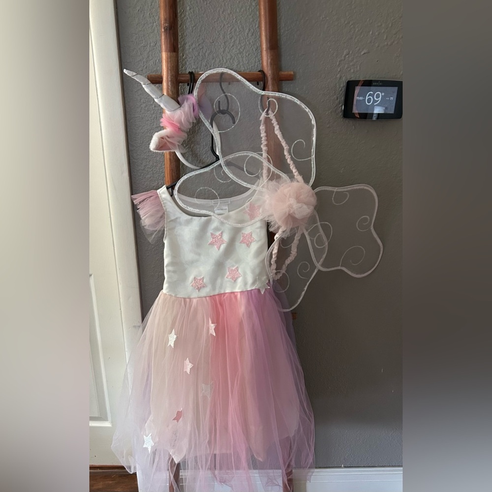 Pottery Barn Kids Pink and White Unicorn Fairy Costume sz 7/8